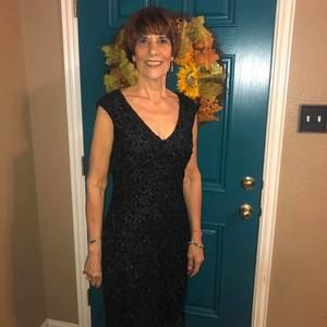 Meet your Posher, Debbie